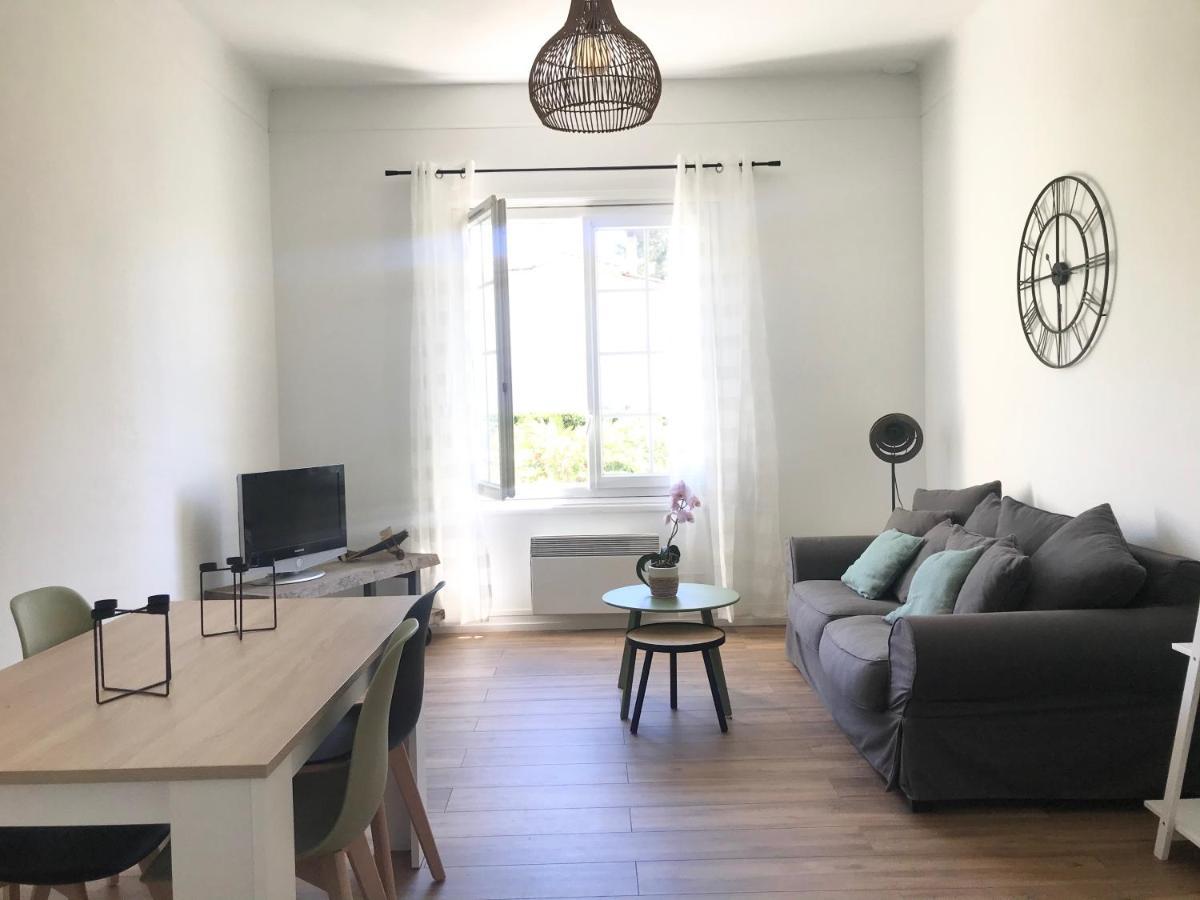 Grand F2 Quartier Les Plaines, Boulouris Proche Mer Et Port Santa-Lucia Saint-Raphaël Εξωτερικό φωτογραφία