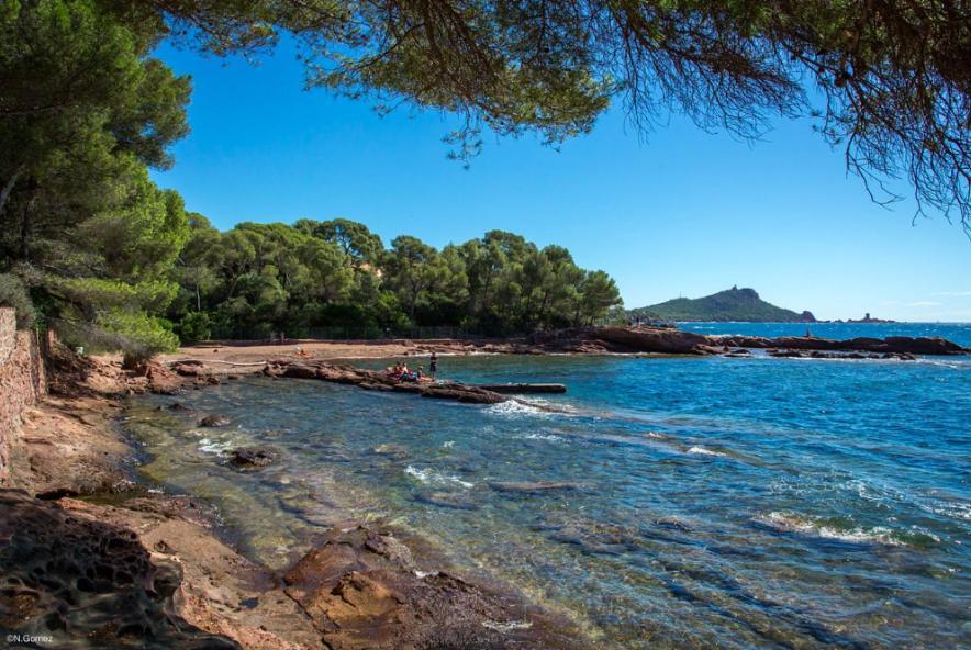 Grand F2 Quartier Les Plaines, Boulouris Proche Mer Et Port Santa-Lucia Saint-Raphaël Εξωτερικό φωτογραφία